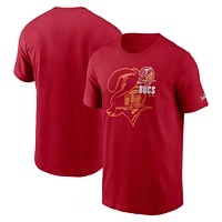 T-shirt essentiel avec logo Tampa Bay Buccaneers Nike rouge pour homme