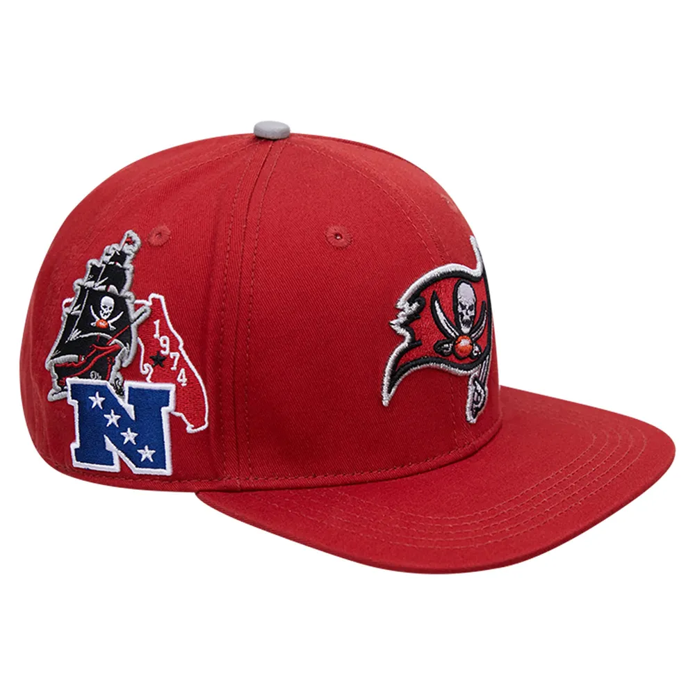 Men's Pro Standard Red Tampa Bay Buccaneers Hometown Snapback Hat