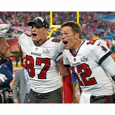 Rob Gronkowski Tampa Bay Buccaneers Unsigned Super Bowl LV Touchdown Spike  Celebration Photograph