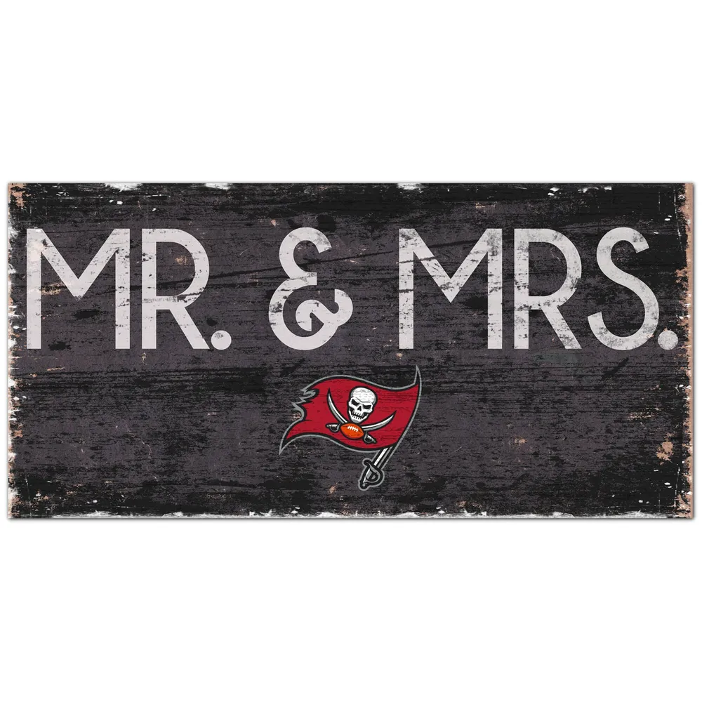 Lids Tampa Bay Buccaneers 6'' x 12'' Mr. & Mrs. Sign