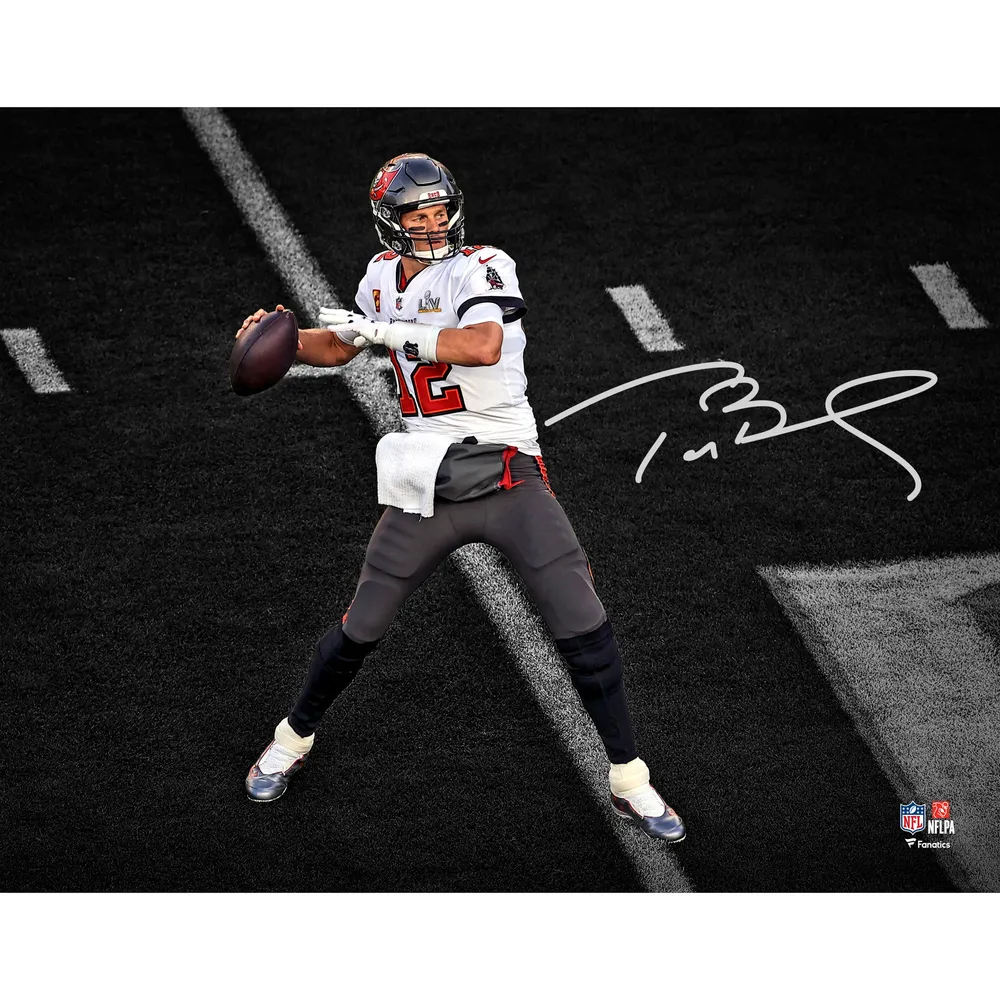 Fanatics Authentic Tom Brady Tampa Bay Buccaneers Autographed Super Bowl LV Champions Red Nike Limited Jersey