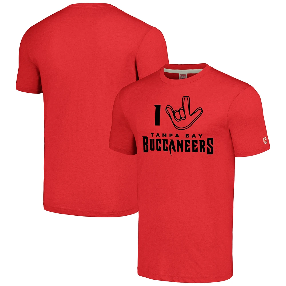 Hommage unisexe aux Buccaneers de Tampa Bay rouges La collection NFL ASL par Love Sign T-shirt triple mélange