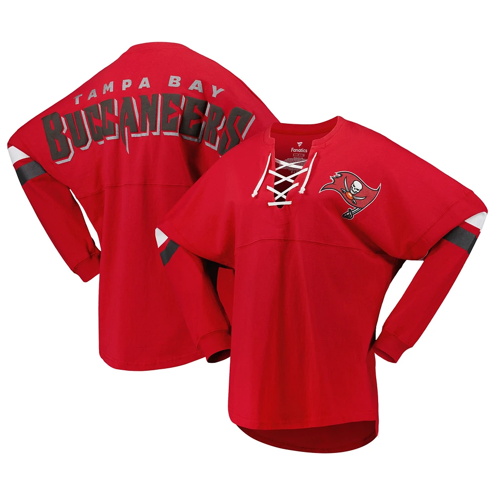 T-shirt à manches longues lacets et col en V Fanatics pour femmes, rouge, Tampa Bay Buccaneers Spirit Jersey