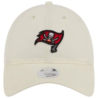 Casquette New Era Tampa Bay Buccaneers Core Classic 2.0 ajustable pour femme, crème