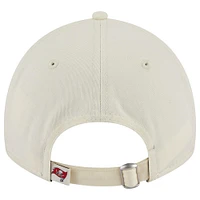 Casquette New Era Tampa Bay Buccaneers Core Classic 2.0 ajustable pour femme, crème