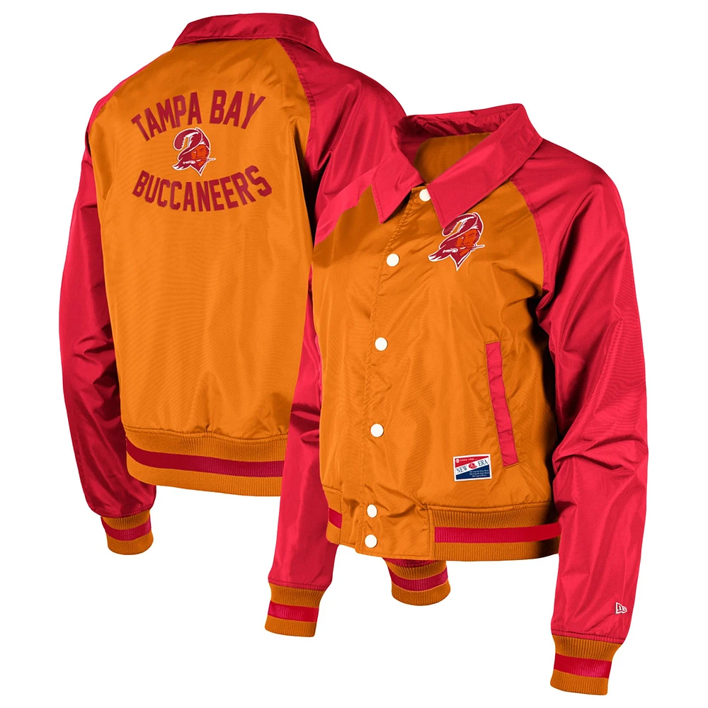 Blouson raglan à boutons-pression pour femmes Tampa Bay Buccaneers Coaches orange New Era