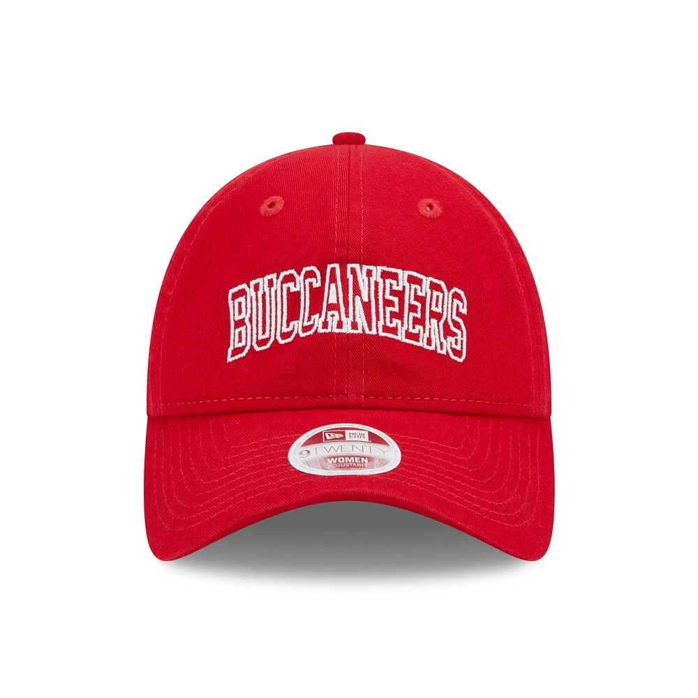 Casquette ajustable 9TWENTY des Tampa Bay Buccaneers Collegiate New Era pour femme, rouge