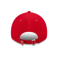 Casquette ajustable 9TWENTY des Tampa Bay Buccaneers Collegiate New Era pour femme, rouge