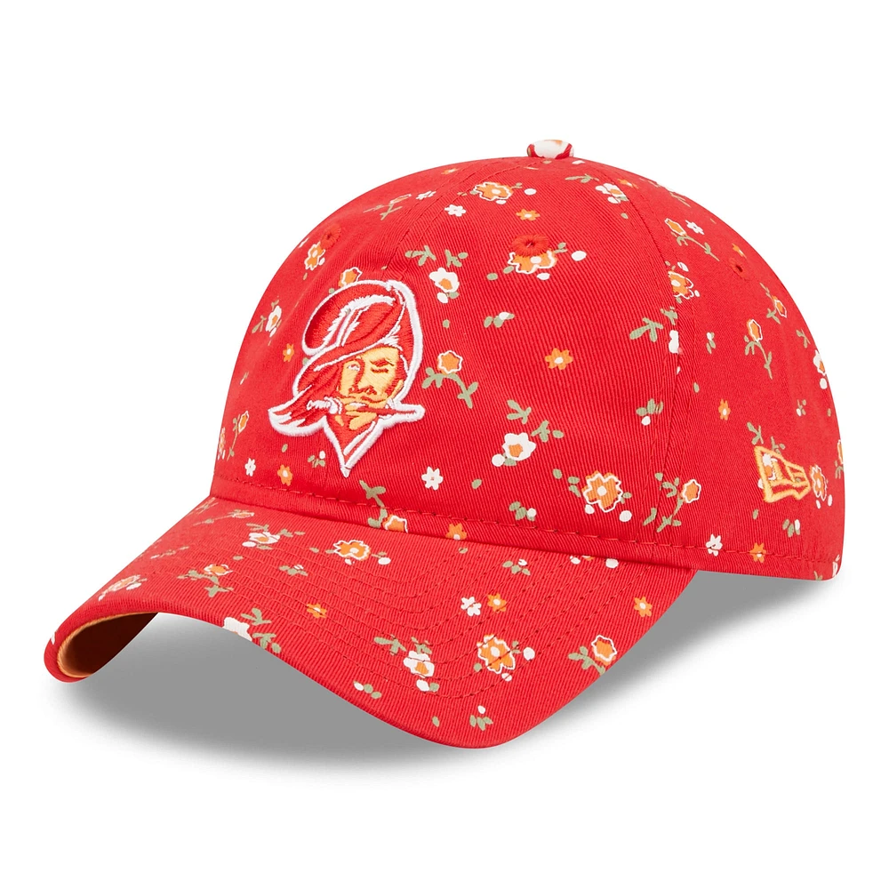 Casquette réglable à fleurs 9TWENTY des Tampa Bay Buccaneers New Era rouge pour femme