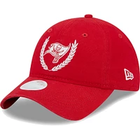 Casquette réglable rouge Tampa Bay Buccaneers Leaves 9TWENTY New Era pour femme