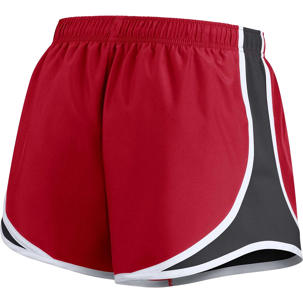 Short Nike Tampa Bay Buccaneers Performance Tempo pour femme, rouge