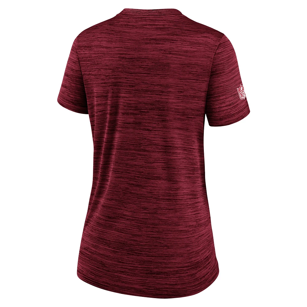 T-shirt Nike rouge Performance Sideline Velocity des Tampa Bay Buccaneers pour femme