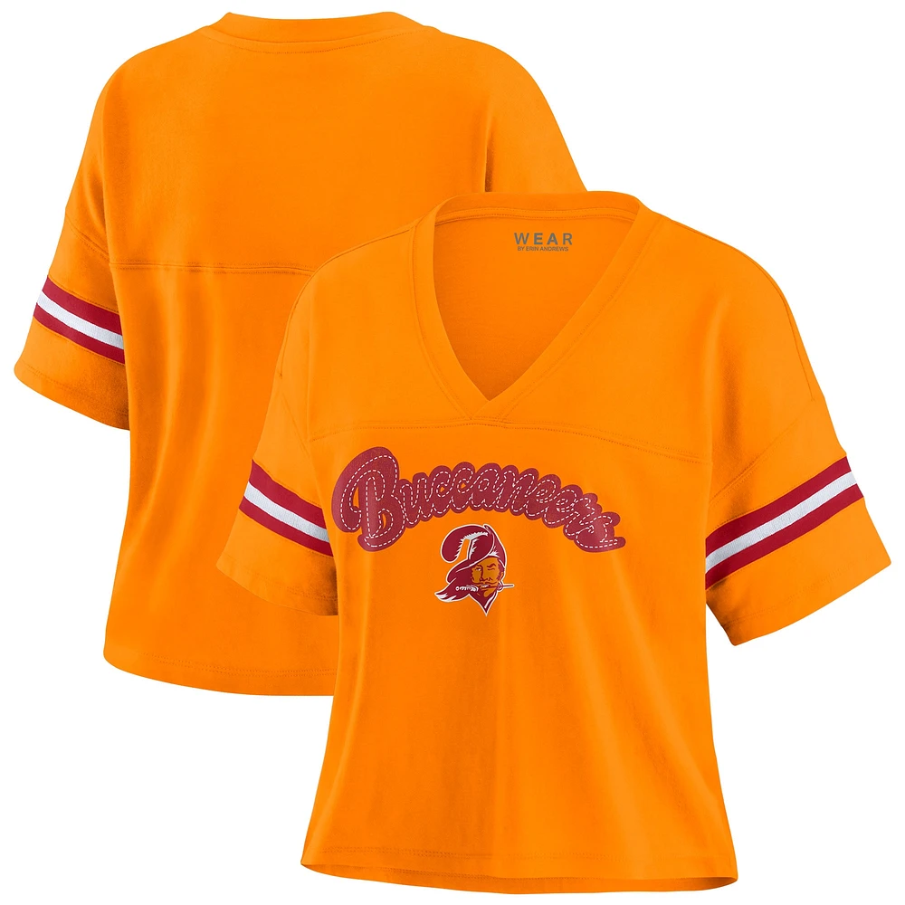 T-shirt à col en V blocs de couleurs orange Tampa Bay Buccaneers pour femme WEAR by Erin Andrews