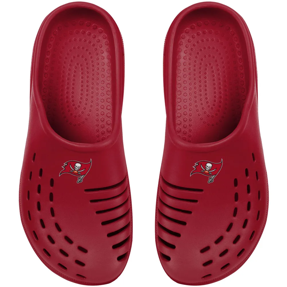 Lids Tampa Bay Buccaneers FOCO Youth Sunny Day Clogs - Red