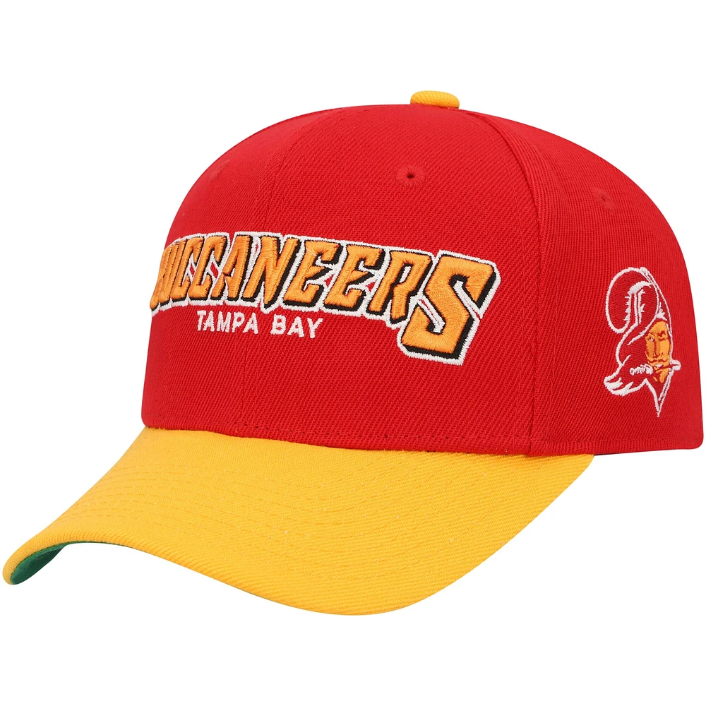 Casquette réglable Shredder Tampa Bay Buccaneers Shredder rouge/jaune Mitchell & Ness pour jeune