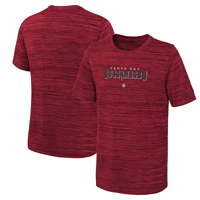 T-shirt Nike Tampa Bay Buccaneers Team Sideline Velocity Performance rouge pour jeune