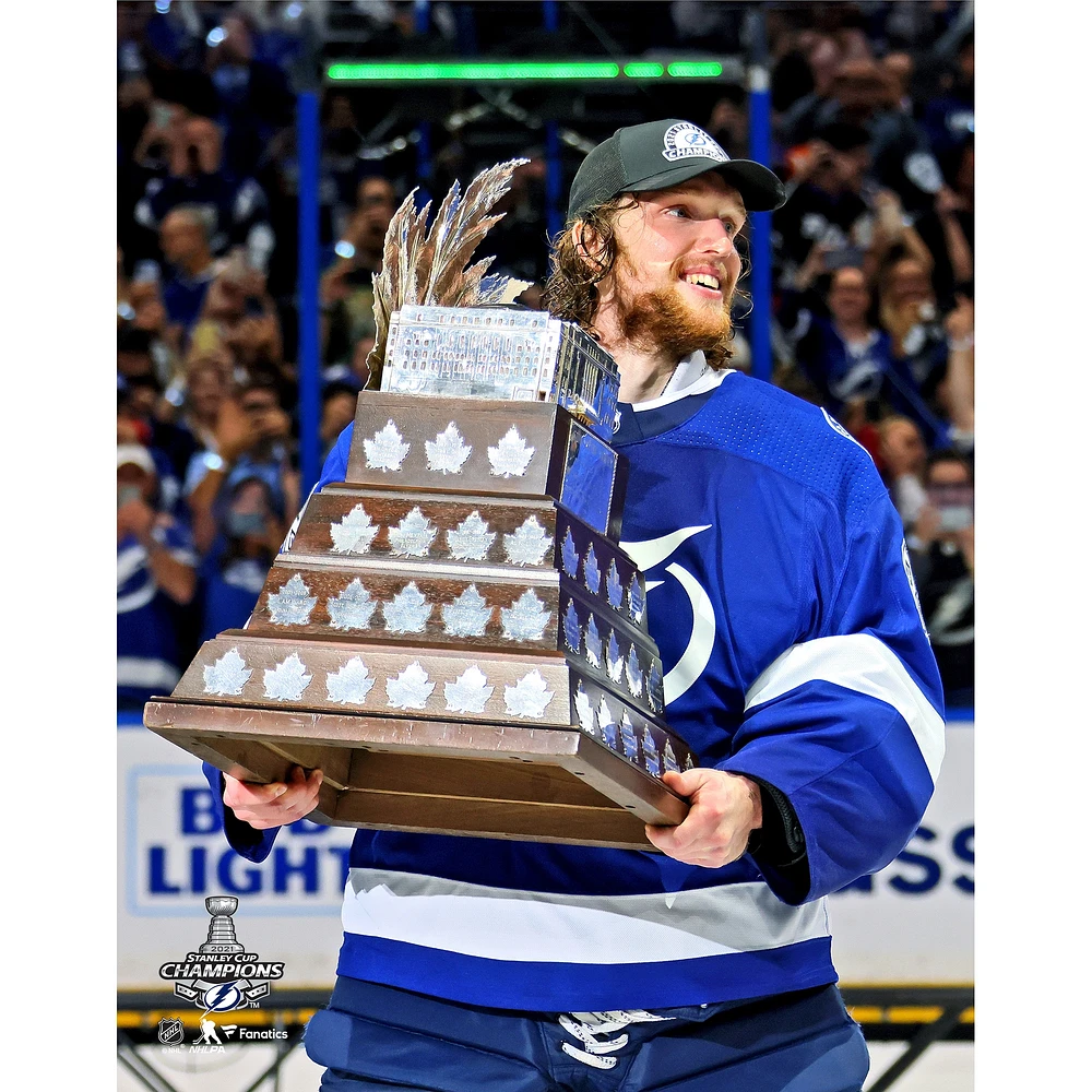 Andrei Vasilevskiy, champion non signé de la Coupe Stanley 2021 du Lightning Tampa Bay, Raising Conn Smythe