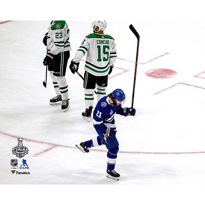 Photographie non signée de célébration du premier but la finale Coupe Stanley Lightning Tampa Bay à Brayden Point