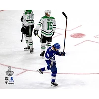 Photographie non signée de célébration du premier but la finale Coupe Stanley Lightning Tampa Bay à Brayden Point