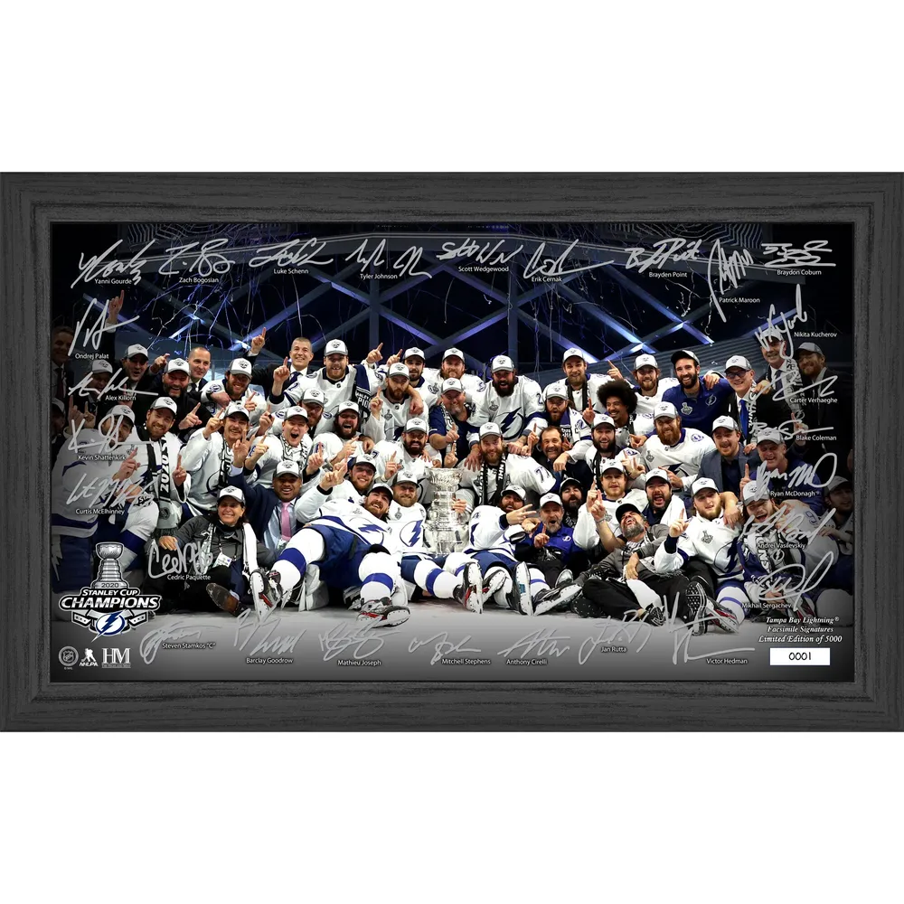 Lids Las Vegas Raiders 24.25'' x 35.75'' Framed Team Helmet Poster