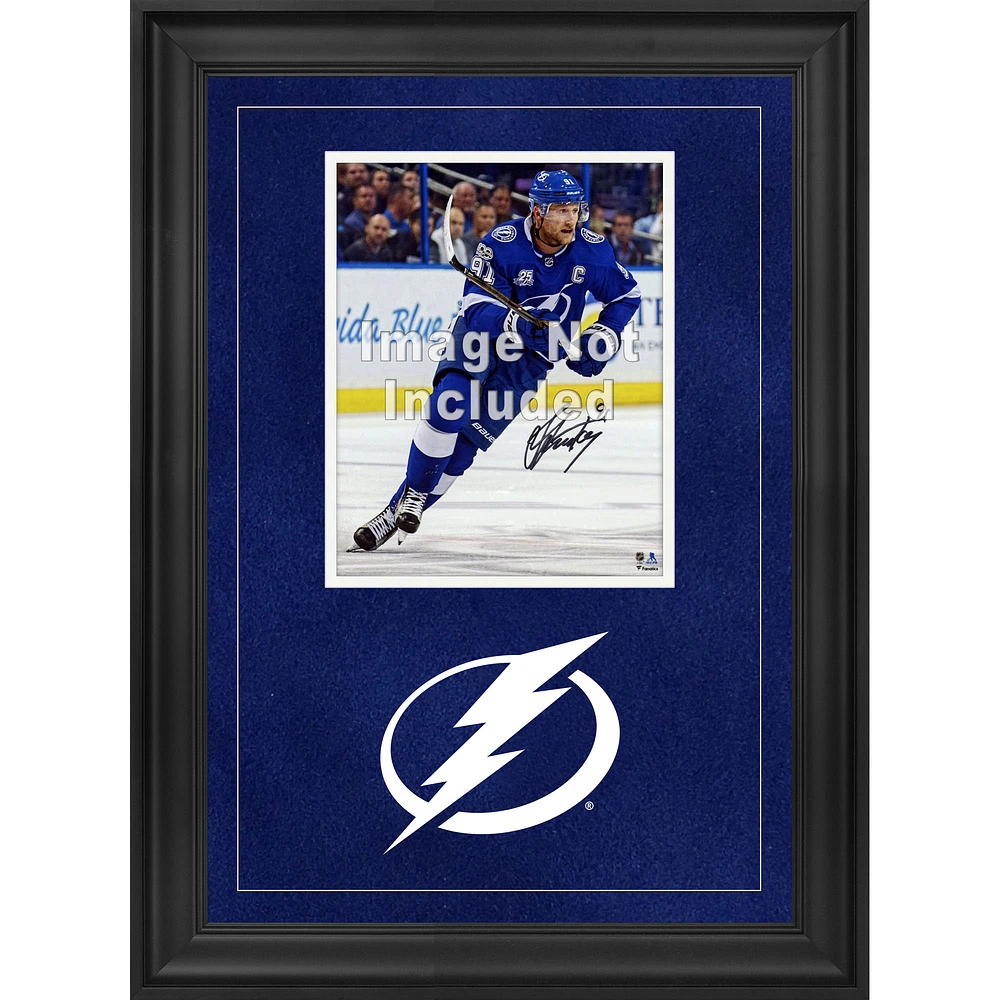Cadre photo vertical de luxe Tampa Bay Lightning 8'' x 10'' avec logo de l'équipe