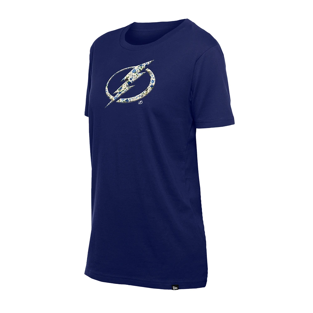 T-shirt à fleurs bleu marine Tampa Bay Lightning Glam Game de New Era pour femme
