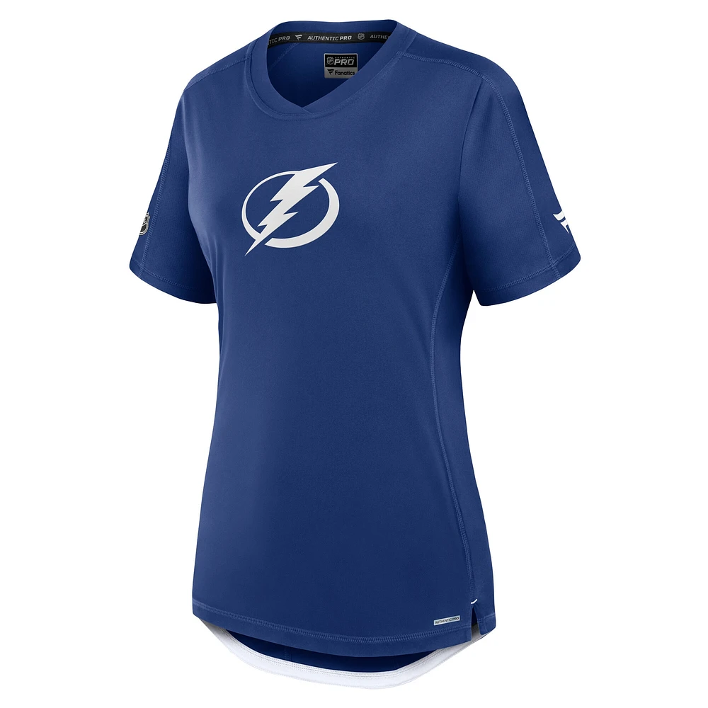 T-shirt authentique Pro Rink Tech bleu fanatiques pour femme Tampa Bay Lightning