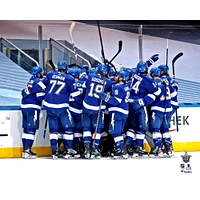 Photographie non signée de célébration du but gagnant match des séries éliminatoires la Coupe Stanley 2020 en 5 prolongations par le Lightning Tampa Bay