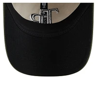 Casquette ajustable 9TWENTY pour homme New Era beige clair/olive Tampa Bay Rays 2025 Armed Forces Day