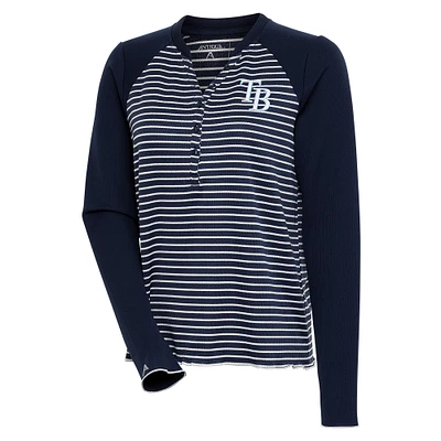 T-shirt à manches longues Henley Maverick Antigua bleu marine/blanc pour femme des Tampa Bay Rays