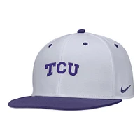 Casquette de baseball Nike blanche pour homme TCU Horned Frogs On-Field Performance