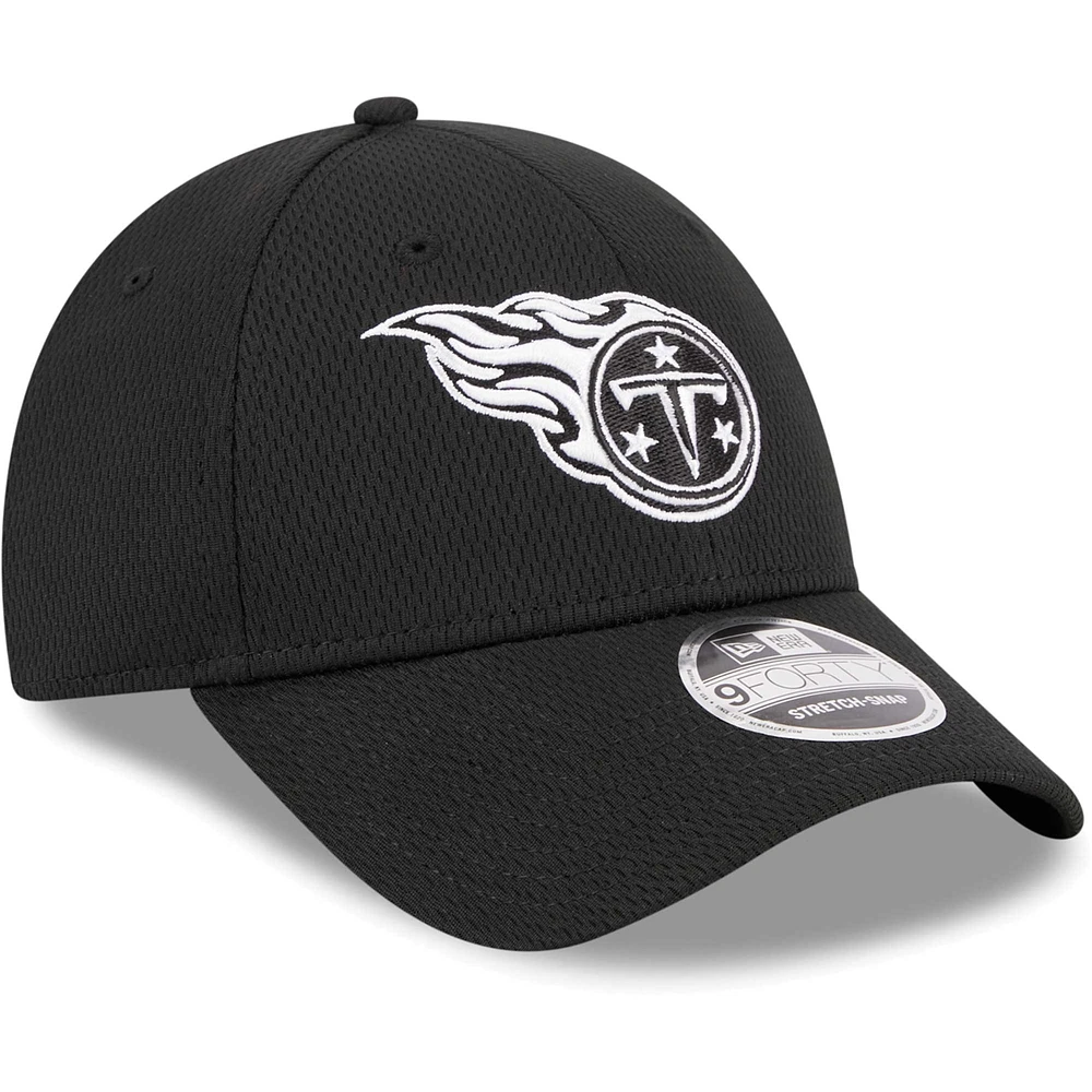 Casquette réglable Main B-Dub 9FORTY des Tennessee Titans New Era noire pour hommes