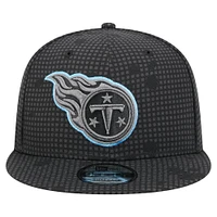 Men's New Era Black Tennessee Titans Midnight Ink Pop Outline 9FIFTY Snapback Hat