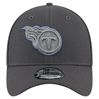 Men's New Era Graphite Tennessee Titans  Main 39THIRTY Flex Hat