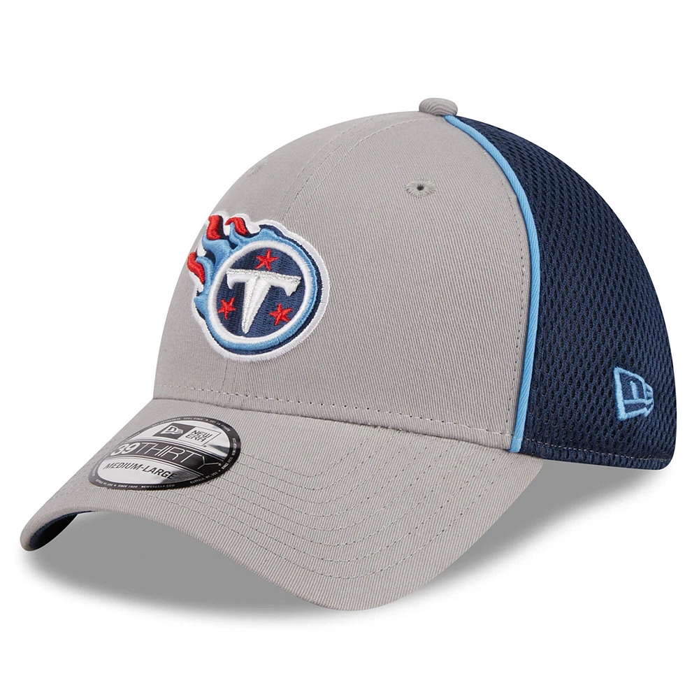 Casquette flexible 39THIRTY Pipe grise des Tennessee Titans New Era pour hommes
