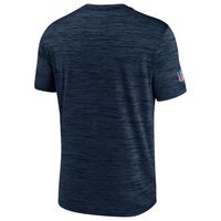 Men's Nike Navy Tennessee Titans Sideline Velocity Athletic Stack Performance T-Shirt