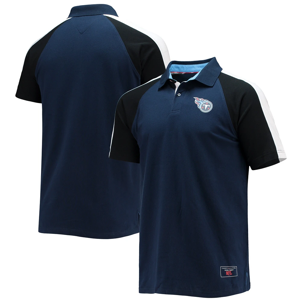 Polo à manches raglan Tommy Hilfiger Tennessee Titans Holden pour homme bleu marine/blanc