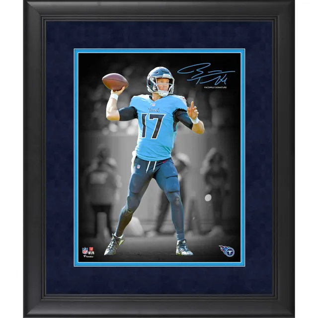 Lids Ryan Tannehill Tennessee Titans Fanatics Authentic Facsimile Signature  Framed 11' x 14' Spotlight Photograph