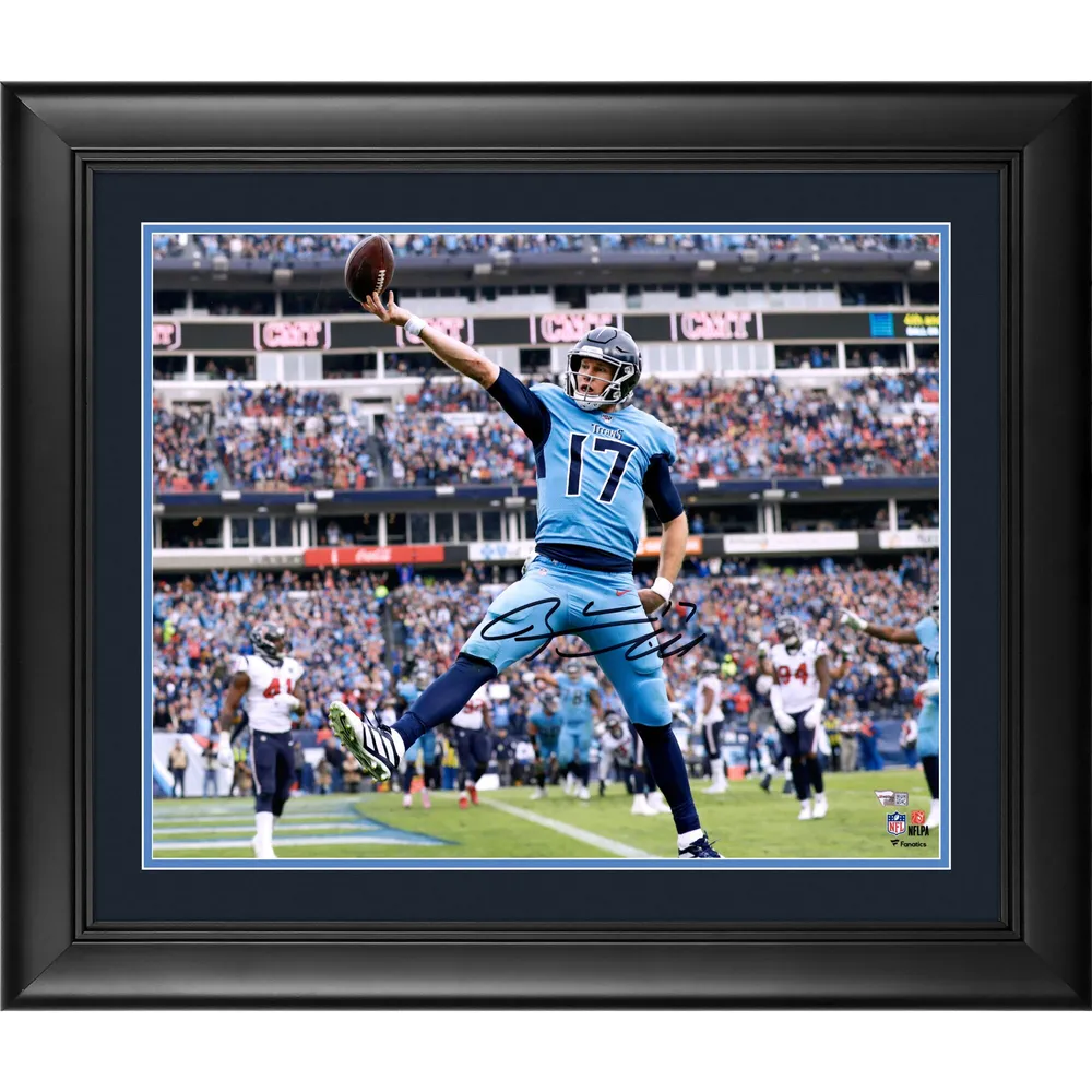 Lids Ryan Tannehill Tennessee Titans Fanatics Authentic Framed Autographed  16' x 20' Finger Roll Touchdown Celebration Photograph