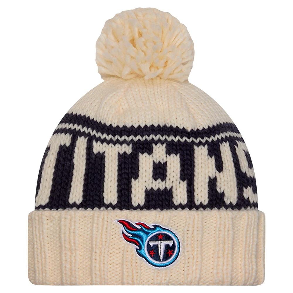 Bonnet tricoté à revers avec pompon Tennessee Titans 2024/25 pour femme New Era Cream