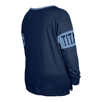 T-shirt à manches longues et col cranté pour femme New Era bleu marine Tennessee Titans