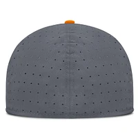Men's Nike Gray Tennessee Volunteers On-Field Dugout True Performance Fitted Hat