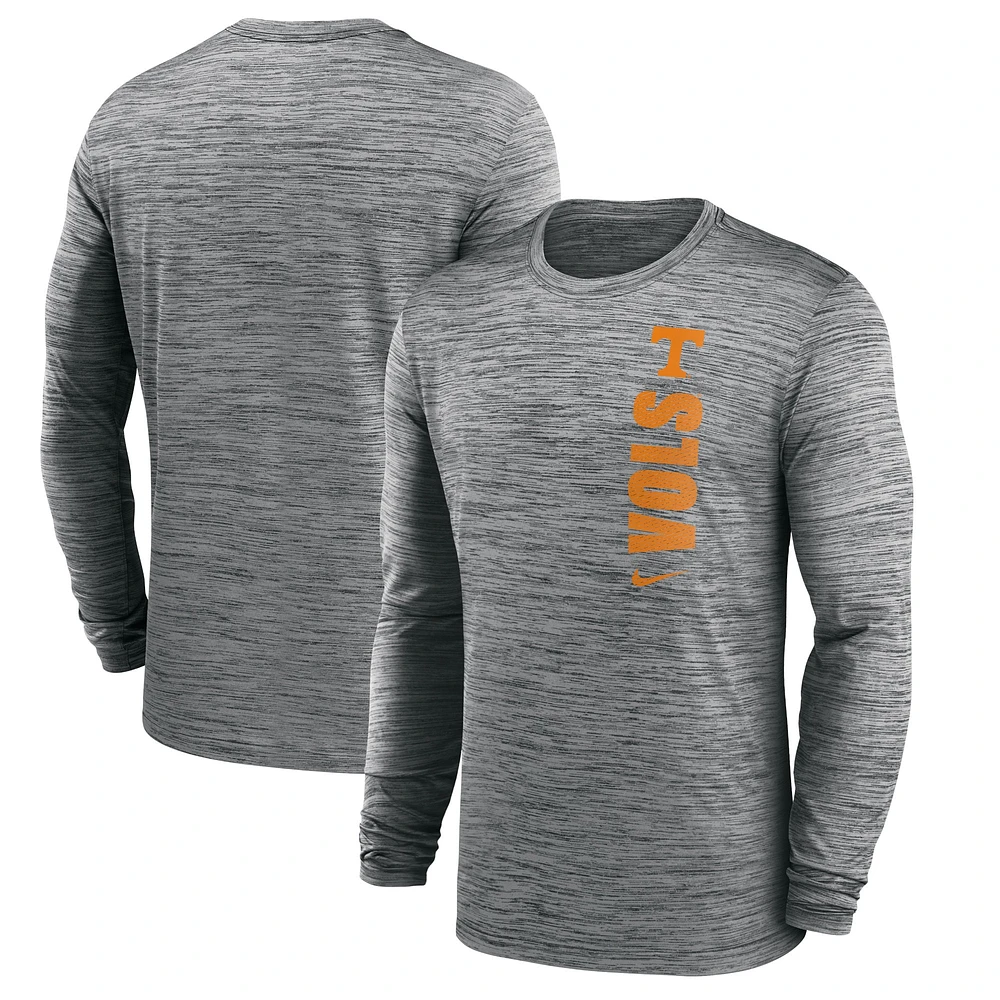 T-shirt à manches longues Nike Tennessee Volunteers 2024 Sideline Velocity Performance pour homme, gris chiné