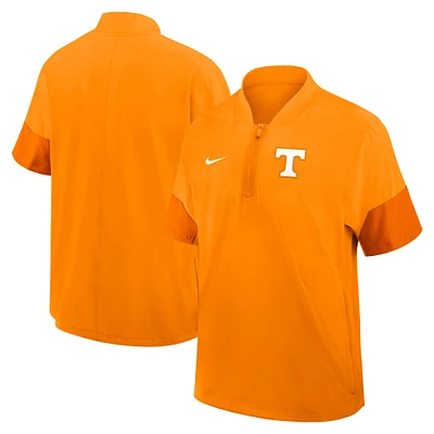 Veste d'entraîneur Nike Tennessee Orange Volunteers 2025 Sideline à manches courtes et quart de zip pour homme