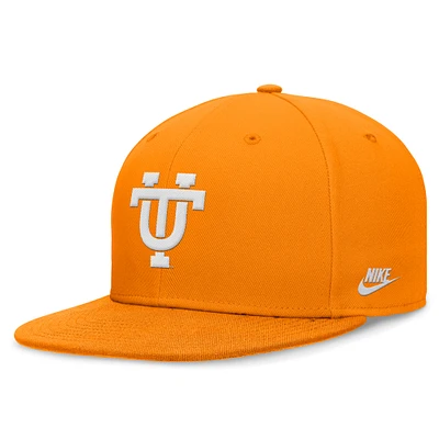 Casquette ajustée Nike Tennessee Orange Volunteers Legacy True pour hommes