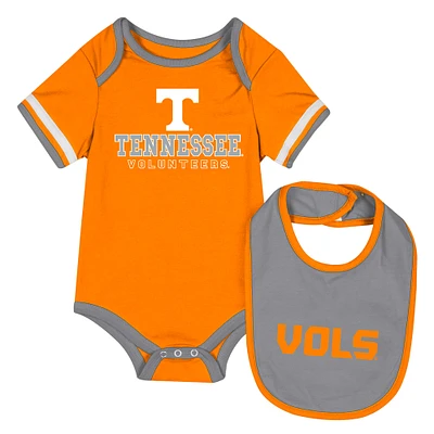 Newborn & Infant Colosseum  Tennessee Orange Volunteers Bodysuit Bib Set