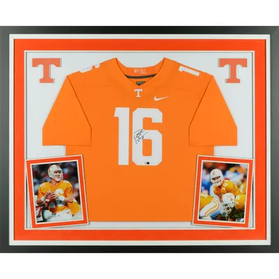 Peyton Manning Autographed Signed Framed Denver Broncos Jersey 