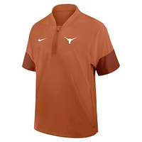 Veste d'entraîneur Nike orange brûlé Texas Longhorns 2025 Sideline à manches courtes et quart de zip pour homme