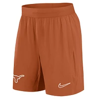 Men's Nike Texas Orange Longhorns 2024 Sideline Performance Shorts