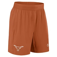 Men's Nike Texas Orange Longhorns 2024 Sideline Performance Shorts